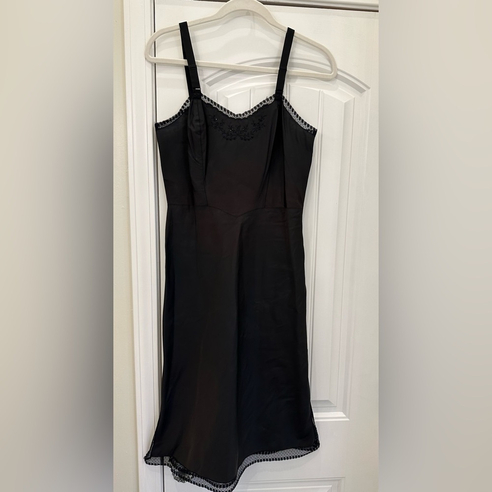 Vintage 50’s Barbizon Taffeta Black Lace Slip 12 Miss